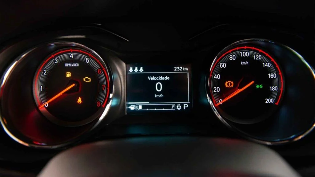 Aviso StabiliTrak no painel